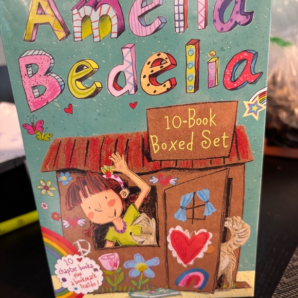 Amelia Bedelia Box set - Picture 1 of 3